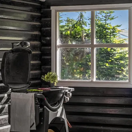 Feriehus Tjarko - 690m To The Fjord By Interhome *