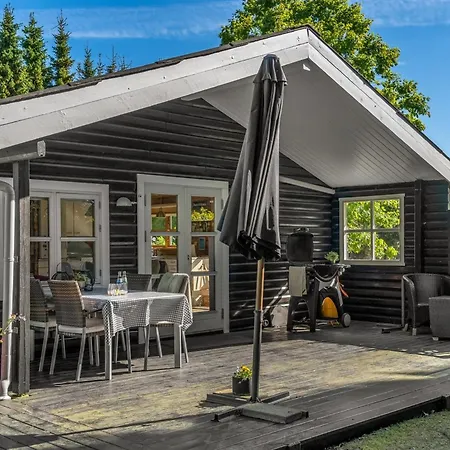 Tjarko - 690m To The Fjord By Interhome *
