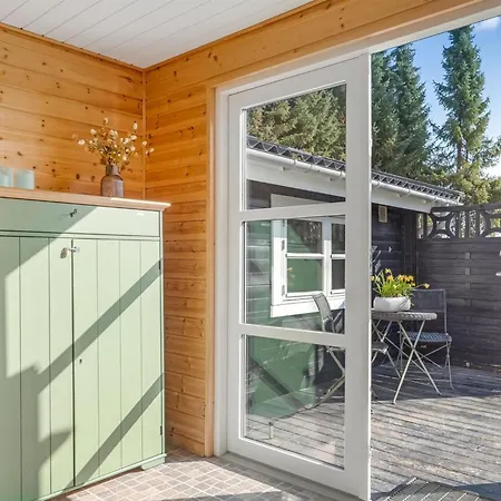 Feriehus Tjarko - 690m To The Fjord By Interhome