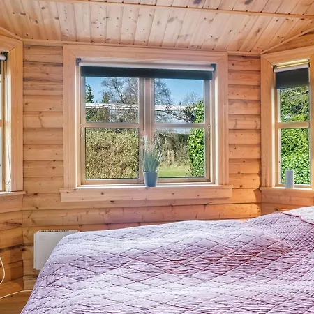 Feriehus Tjarko - 690m To The Fjord By Interhome