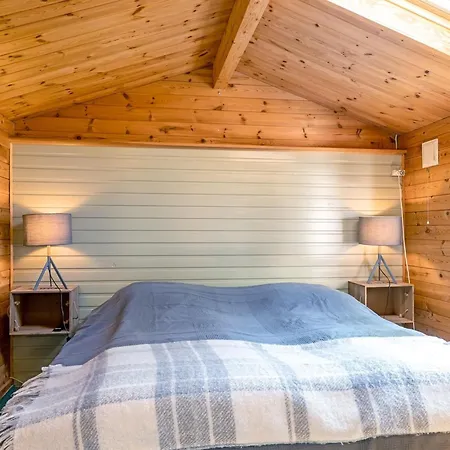 Feriehus Tjarko - 690m To The Fjord By Interhome